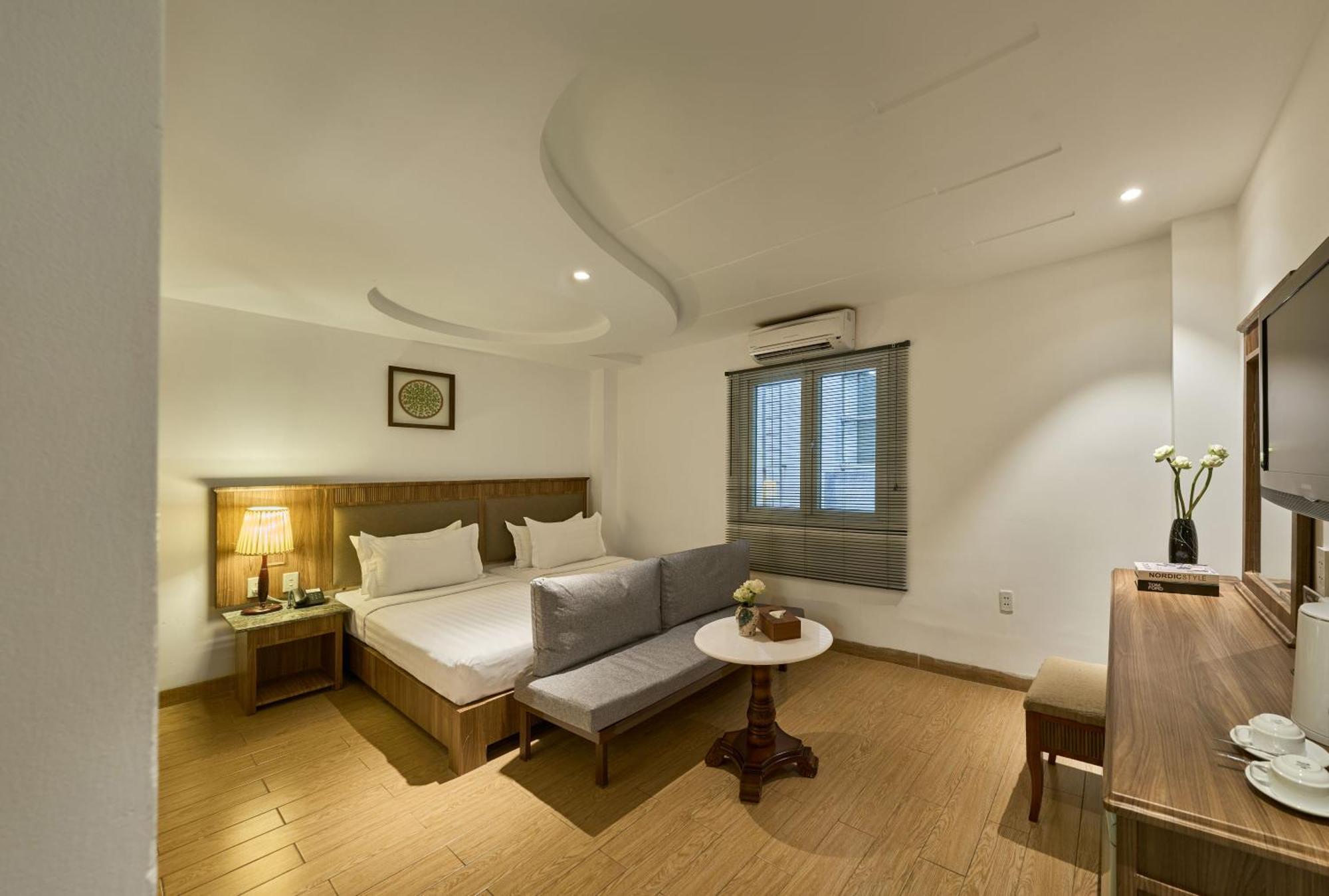 Sky Gem Hotel - Ben Thanh Ho Chi Minh-staden Exteriör bild